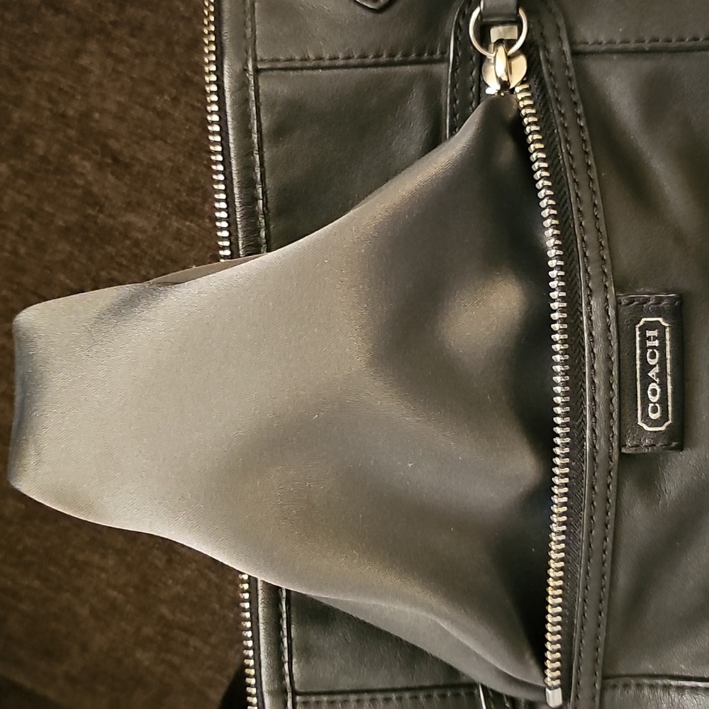Coach Black Crossbody Bag - Picture 5 of 8